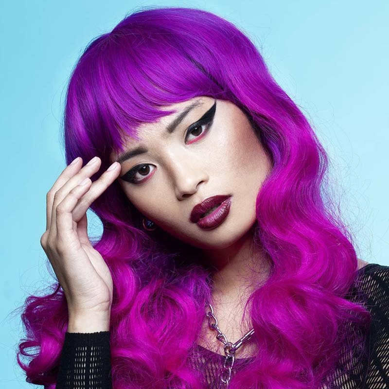 Peluca de sirena de pánico maníaco - pasión fucsia