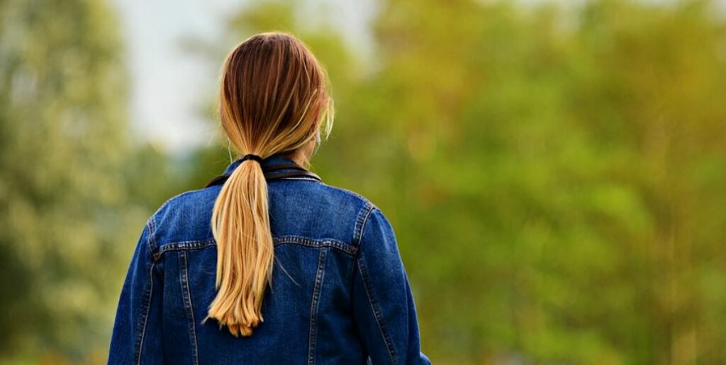Capelli lunghissimi - Non legare i capelli troppo stretti