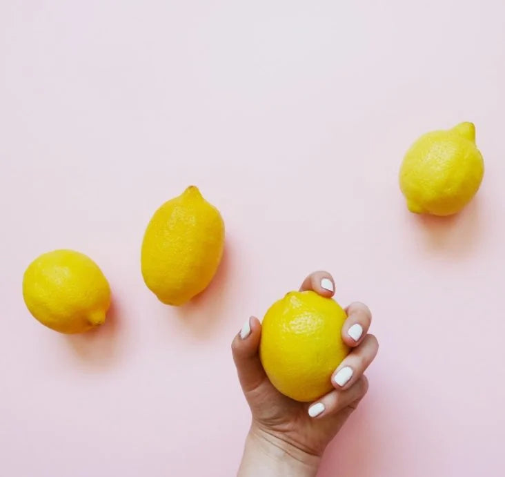 schiarire-i-capelli-limone