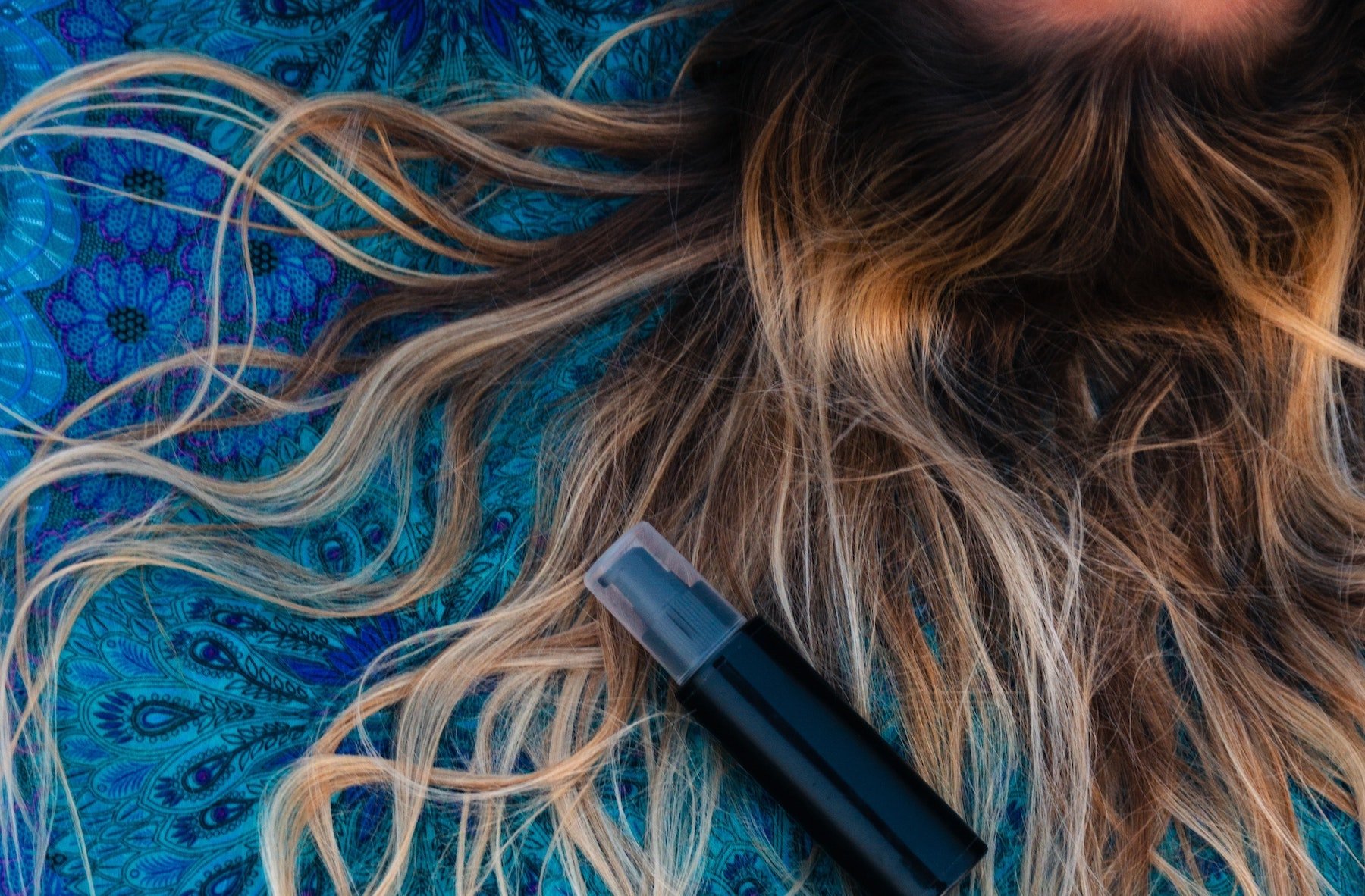 Shampoo per ispessire i capelli 