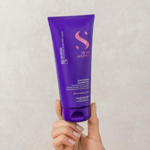 Alfaparf - semi di lino blonde anti-yellow low conditioner - neutralizza gli indesiderati riflessi gialli