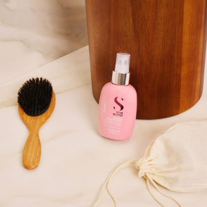 Alfaparf Semi di Lino Nutritive Detangling Fluid - Nourishing and easy-to-comb detangling fluid.