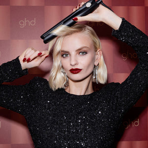 Ghd gold styler gift set - piastra per capelli media, spazzola e pochette