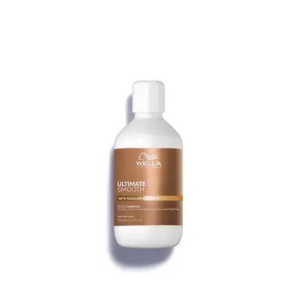 Wella Professional Ultimate Smooth Shampoo - Shampoo for dry and frizzy hair